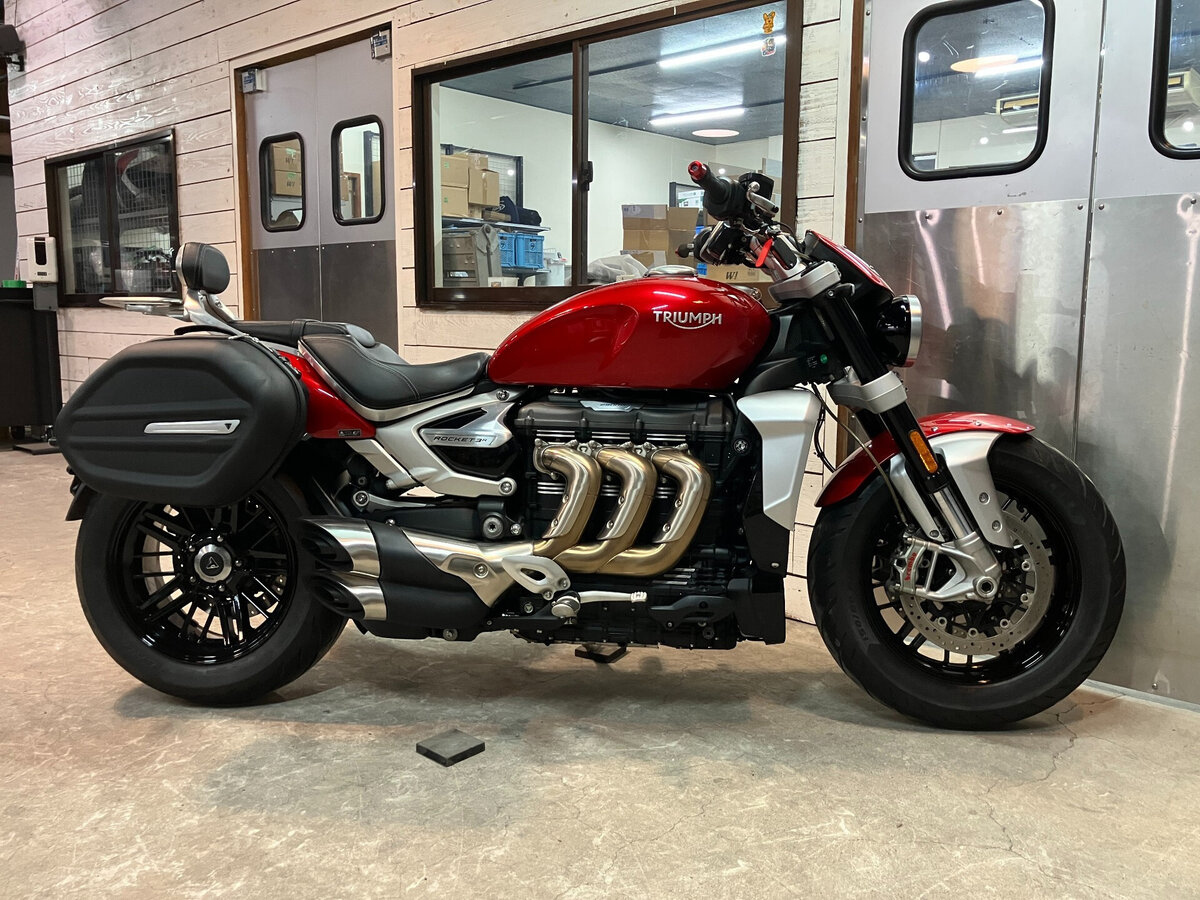 Triumph Rocket 3