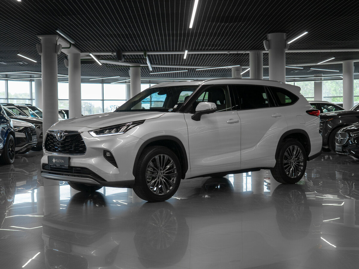 Toyota Highlander IV (XU70)