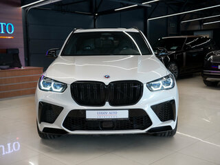 2022 BMW X5 M Competition III (F95), белый, 12990000 рублей, вид 3