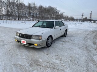 1999 Toyota Crown X (S150), белый, 565000 рублей, вид 1