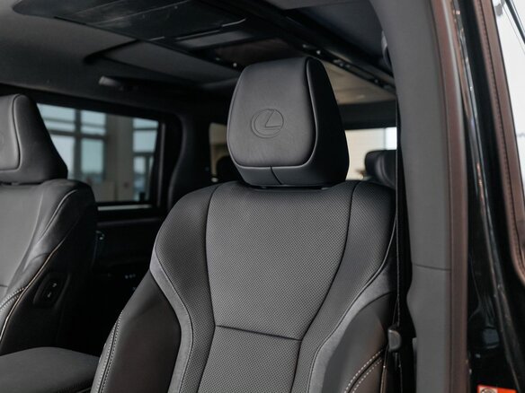 2025 Lexus LM 350h II, чёрный, 16350000 рублей - вид 19