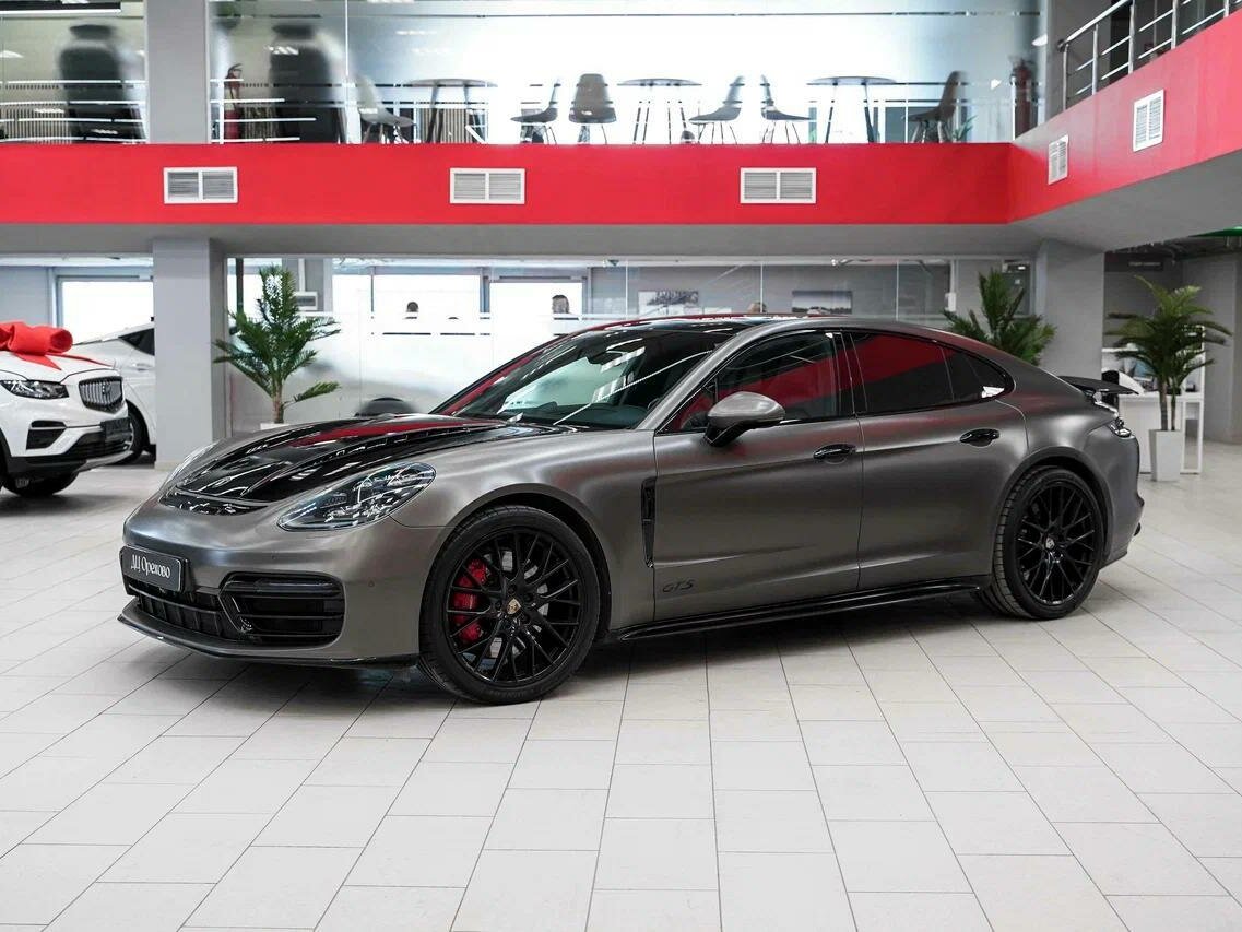 Porsche Panamera GTS II