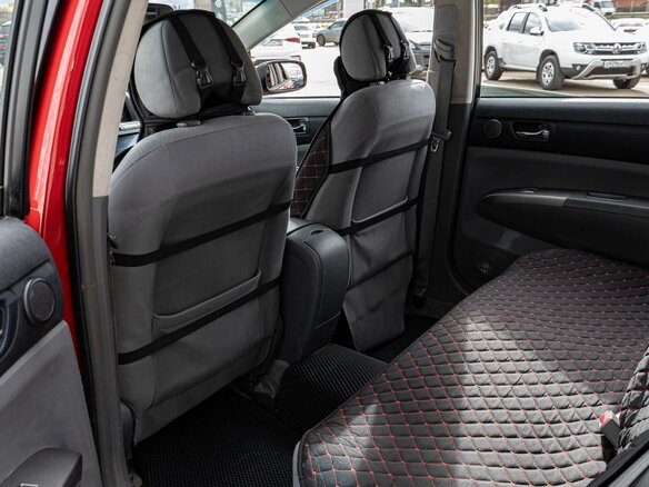 2008 Toyota Prius II Рестайлинг (XW20), красный, 1017000 рублей - вид 10