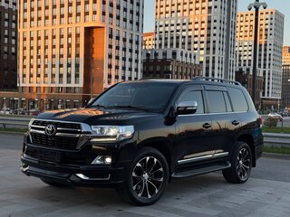 2017 Toyota Land Cruiser 200 Series Рестайлинг 2, чёрный, 6700000 рублей, вид 1