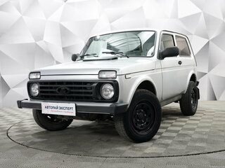 2018 Lada (ВАЗ) 2121 (4x4) I Рестайлинг, серебристый, 537000 рублей, вид 2