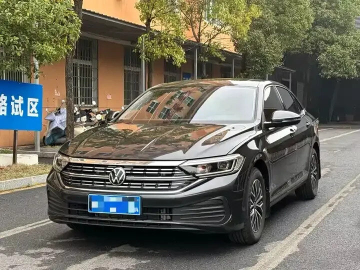Volkswagen Sagitar III Рестайлинг