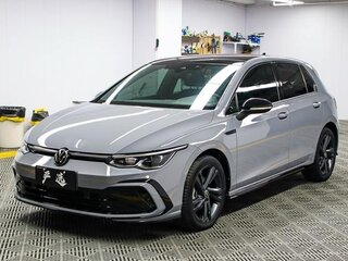 2022 Volkswagen Golf VIII, серый, 1533000 рублей, вид 1