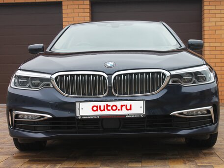 2017 BMW 5 серии 520d VII (G30/G31/G38), синий, 3250000 рублей, вид 3