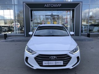 2017 Hyundai Elantra VI (AD), белый, 1113500 рублей, вид 2