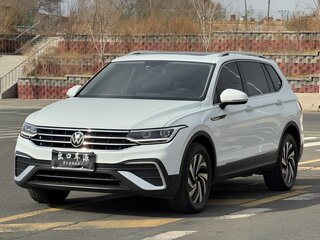 2023 Volkswagen Tiguan L II Рестайлинг (China Market), белый, 2650000 рублей, вид 1