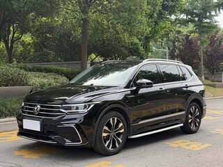 2022 Volkswagen Tiguan L II Рестайлинг (China Market), чёрный, 1780000 рублей, вид 1