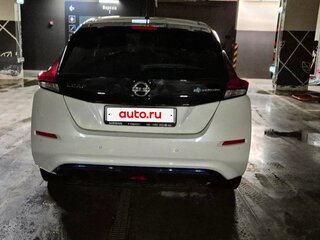 2018 Nissan Leaf II (ZE1), белый, 2249000 рублей, вид 5