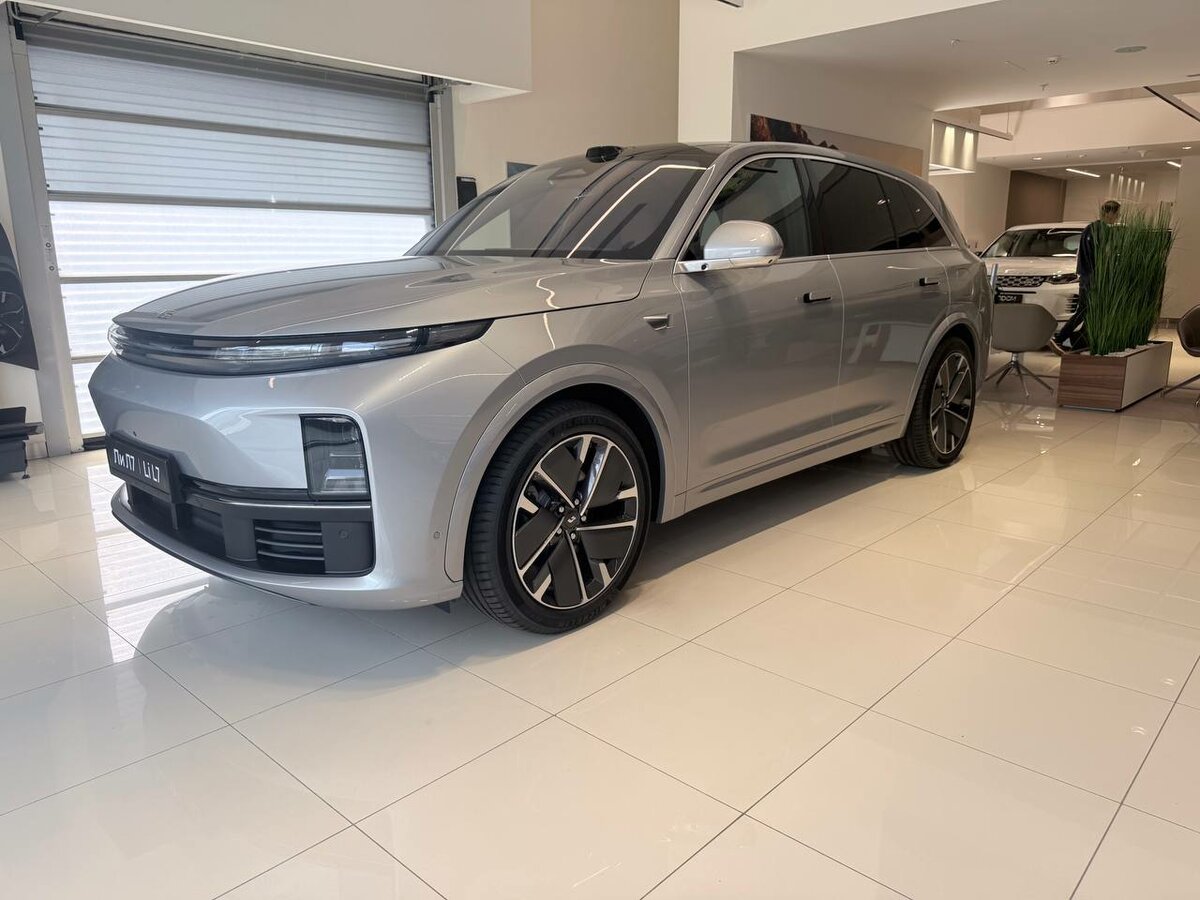 Li Auto (Lixiang) L7 52.3 kWh I Рестайлинг