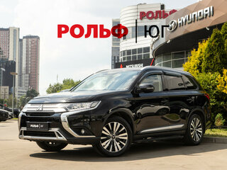 2021 Mitsubishi Outlander III Рестайлинг 3, чёрный, 2078000 рублей, вид 1