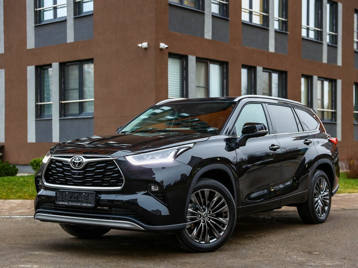 Toyota Highlander IV (XU70)