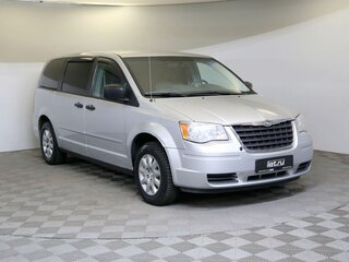2008 Chrysler Town & Country V, серебристый, 745000 рублей, вид 1