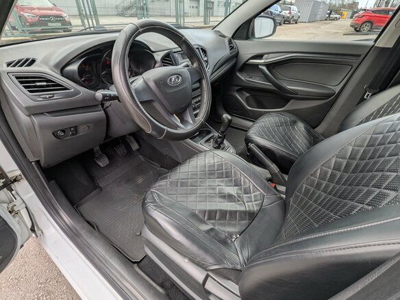 2018 Lada (ВАЗ) Vesta I, белый, 830000 рублей - вид 8