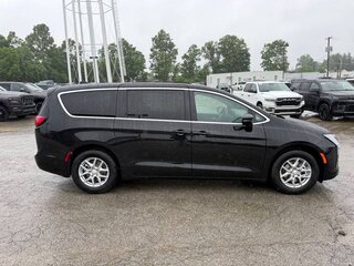 2026 Chrysler Pacifica RU Рестайлинг 2, чёрный, 9999999 рублей, вид 4