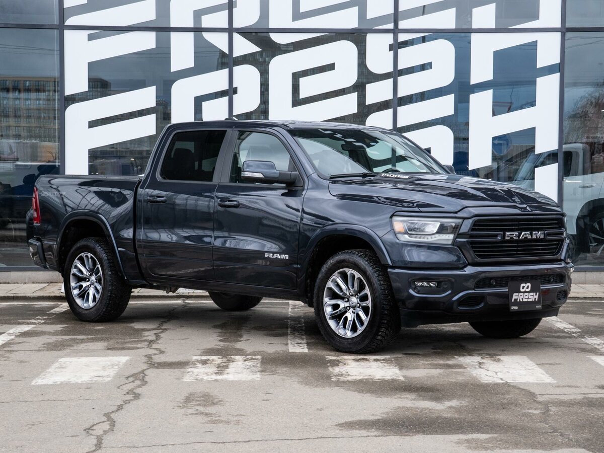 Ram 1500 Crew Cab V