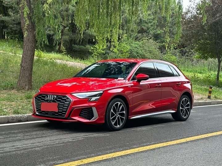 Audi A3 Sportback 35 TFSI IV (8Y)