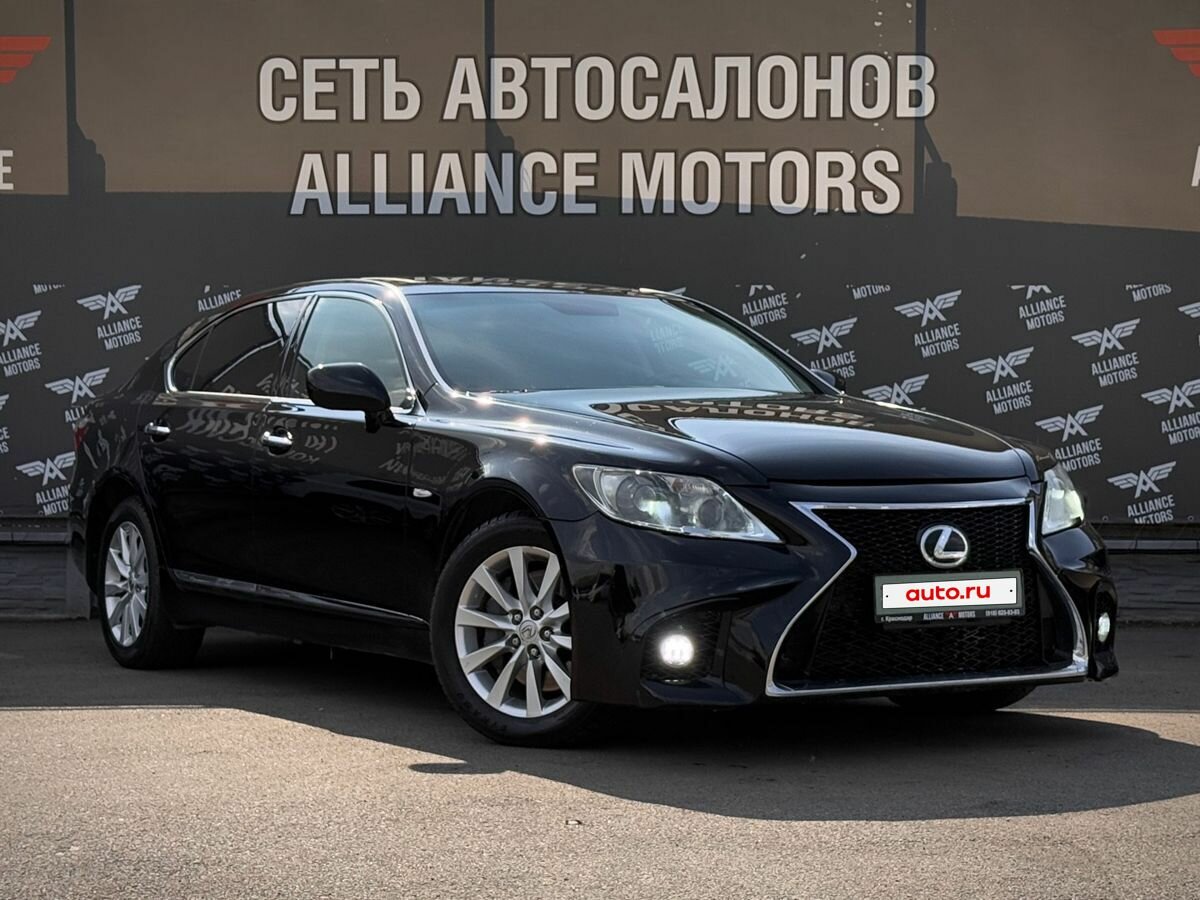 Lexus LS IV