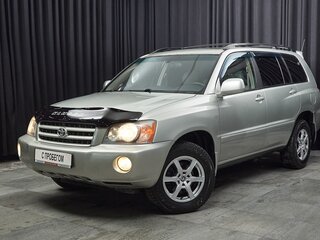 Toyota Highlander I (XU20)