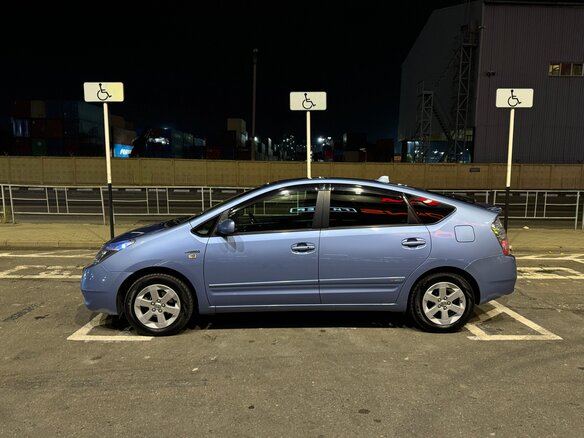 2008 Toyota Prius II Рестайлинг (XW20), голубой, 800000 рублей - вид 7