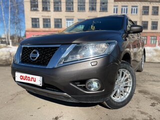 2015 Nissan Pathfinder IV, коричневый, 1915000 рублей, вид 1