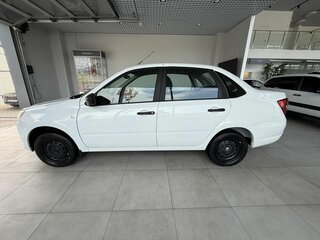 2026 Lada (ВАЗ) Granta I Рестайлинг, белый, 911222 рублей, вид 3