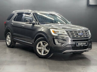 2017 Ford Explorer V Рестайлинг, серый, 2895000 рублей, вид 3
