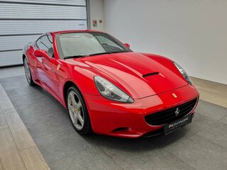 2009 Ferrari California I, красный, 7900000 рублей, вид 3