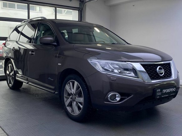2014 Nissan Pathfinder IV, коричневый, 1785000 рублей - вид 2