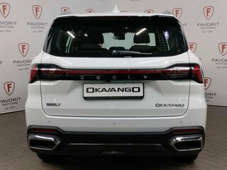 2026 Geely Okavango I Рестайлинг, белый, 3697100 рублей, вид 4