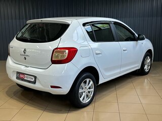 2015 Renault Sandero II, белый, 599900 рублей, вид 2