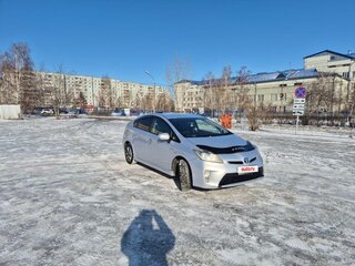 2012 Toyota Prius III Рестайлинг (XW30), серый, 1000000 рублей, вид 1