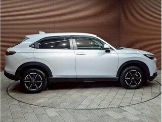 2022 Honda Vezel II, белый, 1520325 рублей, вид 5