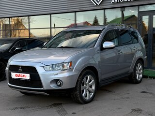 2010 Mitsubishi Outlander II Рестайлинг, серебристый, 950000 рублей, вид 1