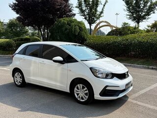 2022 Honda Fit IV, белый, 945021 рублей, вид 3