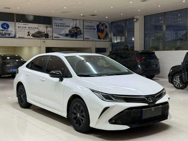 Toyota Corolla XII (E210)