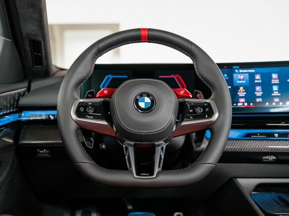 2025 BMW M5 VII (G90), серый, 20890000 рублей - вид 16