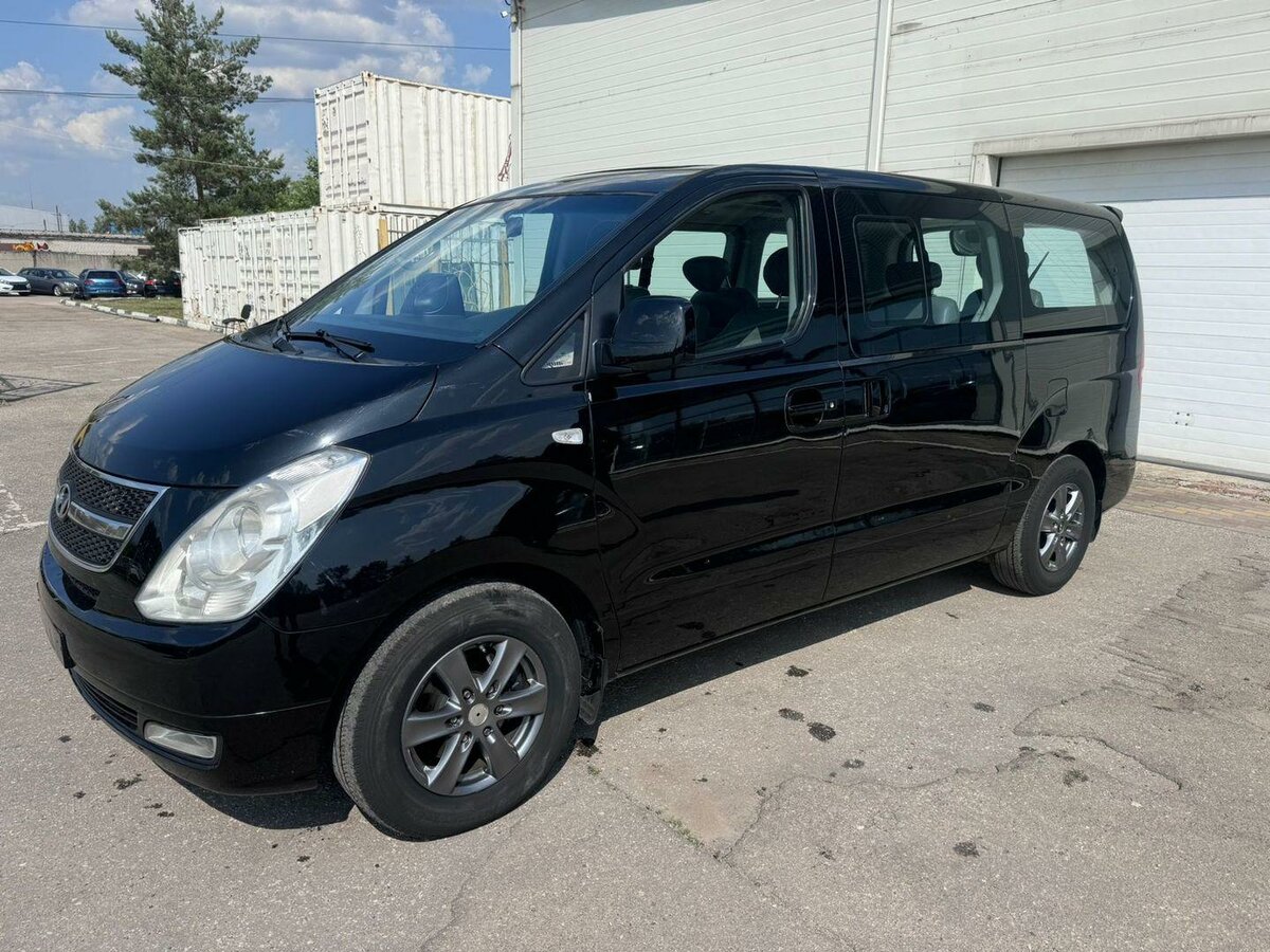 Hyundai Grand Starex I