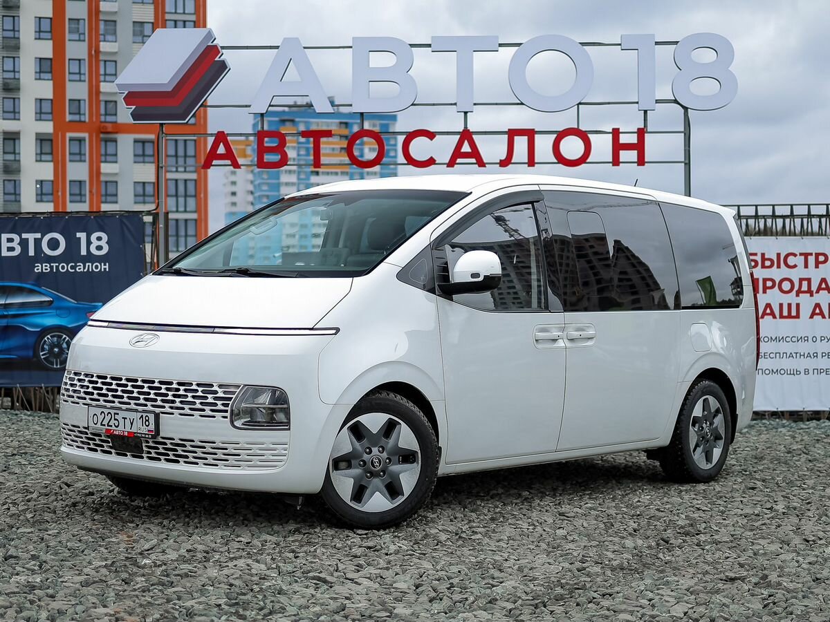 Hyundai Staria I