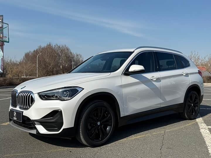 BMW X1 Long 20Li sDrive II (F48) Рестайлинг