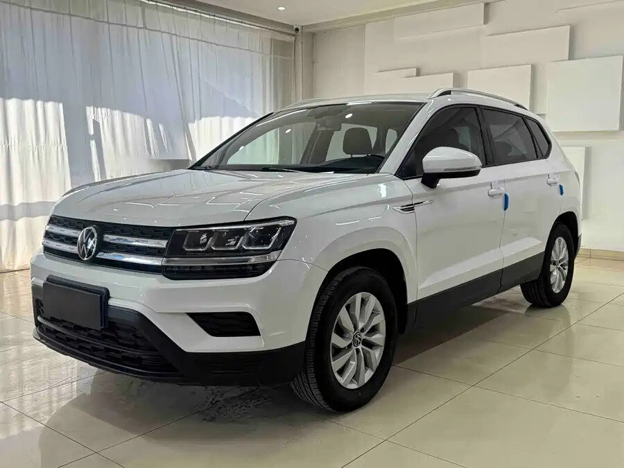 Volkswagen Tharu I