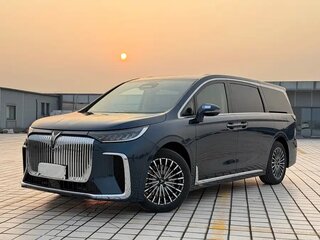 2026 Voyah Dream I Рестайлинг, синий, 6690000 рублей, вид 1