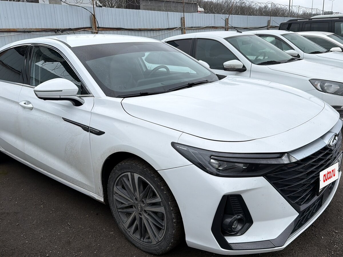 Chery Arrizo 8