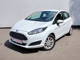 2019 Ford Fiesta Mk6 Рестайлинг, белый, 1200000 рублей, вид 1