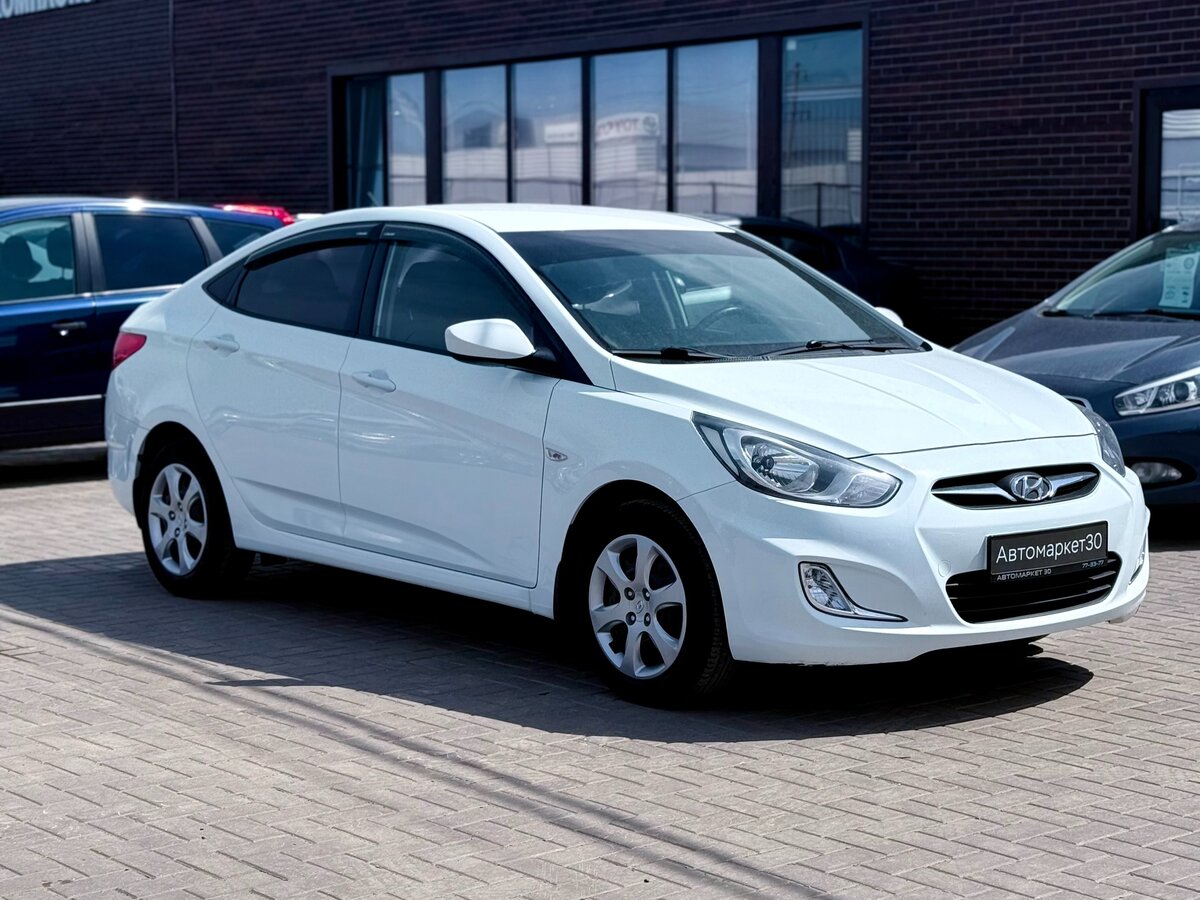 Hyundai Accent IV