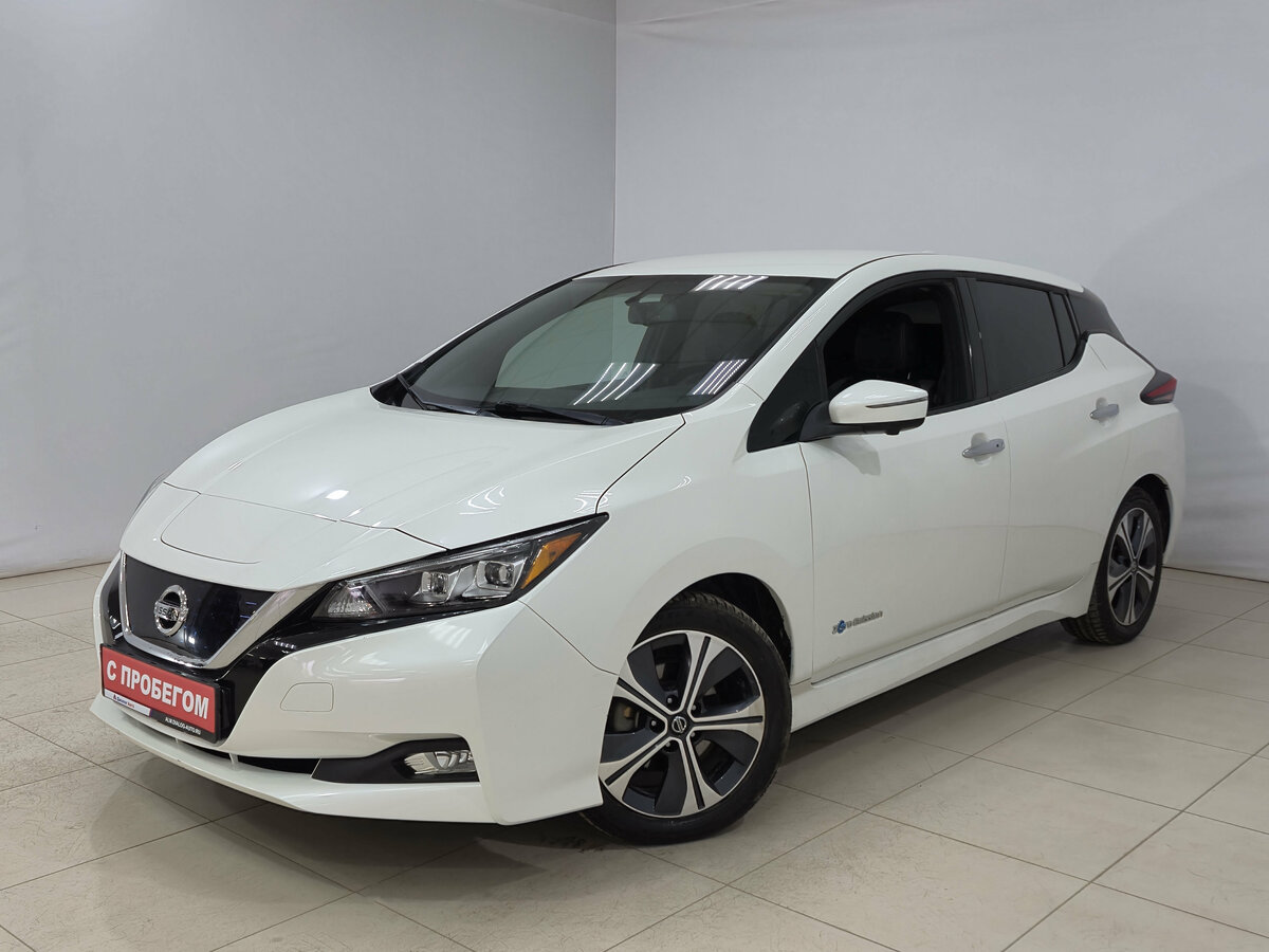 Nissan Leaf II (ZE1)
