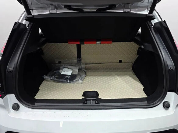 2025 Volvo EX30, белый, 5940019 рублей - вид 9